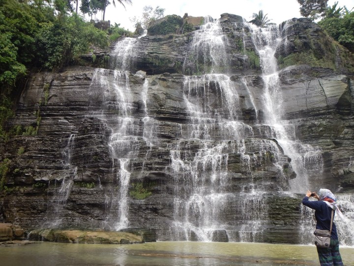 Curug Cigangsa, Air Terjun dengan Panorama Menakjubkan yang Konon Terbentuk karena Gempa