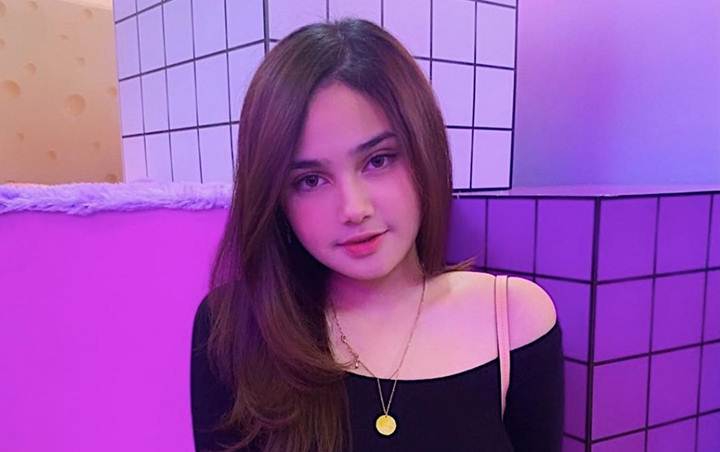 Syifa Hadju Potong Rambut Pendek Auto Jadi Wallpaper Posisi Jempol Tangan Bikin Salfok