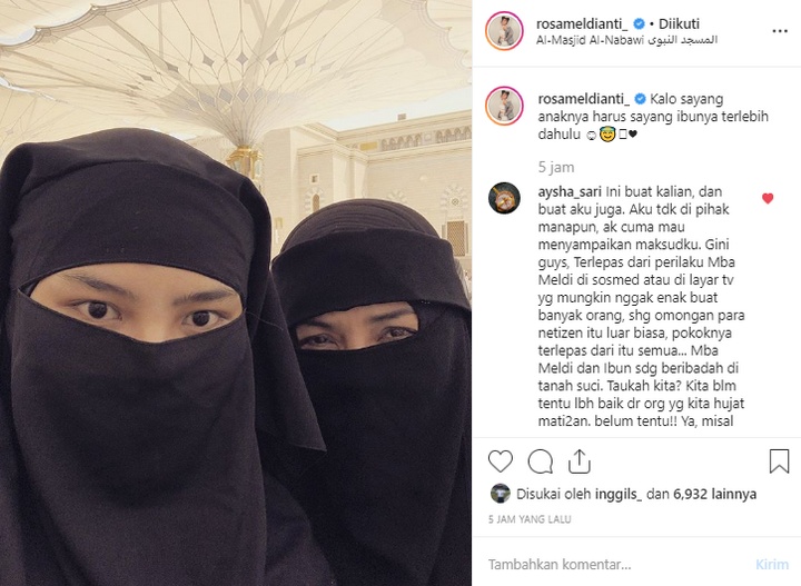 Rosa Meldianti Keponakan Dewi Persik Bersama Sang Ibunda Ibadah Umrah
