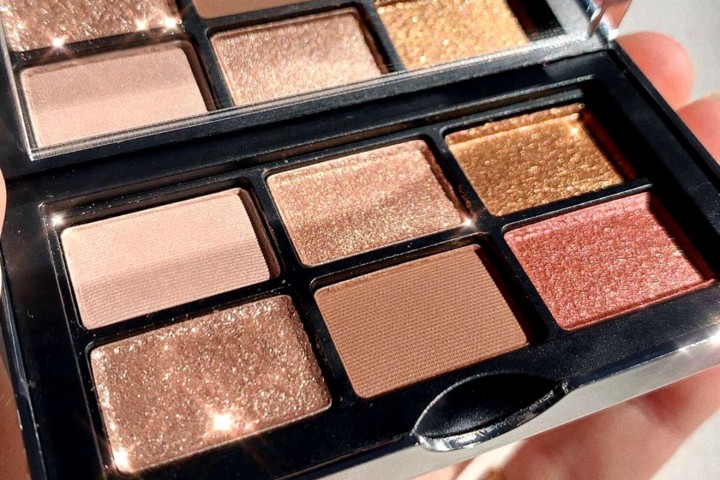 Pintar Sebelum Membeli Ikuti 7 Tips Memilih Eyeshadow Palette Ini Agar Dapat Sesuai Kebutuhan Pintar Sebelum Membeli Ikuti 7 Tips Memilih Eyeshadow Palette Ini Agar Dapat Sesuai Kebutuhan