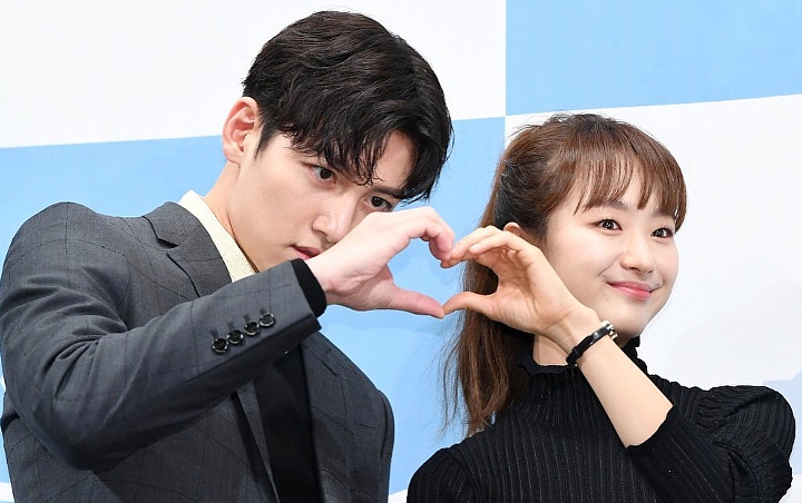 Ji Chang Wook Beber Sisi Menarik Melting Me Softly, Won Jin Ah Ungkap Kesusahan yang Dialami Ji Chang Wook Beber Sisi Menarik Melting Me Softly, Won Jin Ah Ungkap Kesusahan yang Dialami
