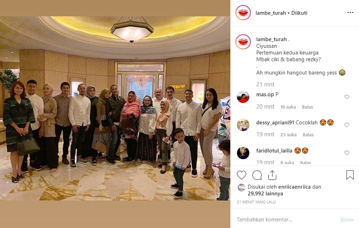 Foto Keluarga Citra Kirana dan Rezky Aditya
