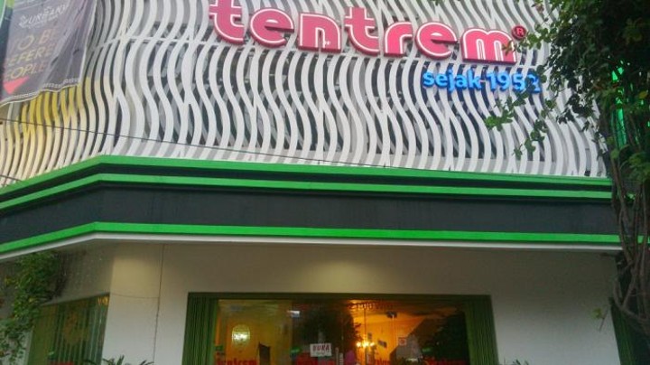 Gerai Es Krim Tentrem di Solo Juga Wajib Banget Dikunjungi