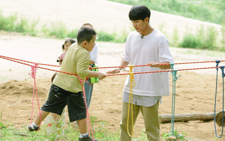 Interaksi Manis Lee Seung Gi dengan Anak-Anak di 'Little Forest' Kembali Jadi Perbincangan