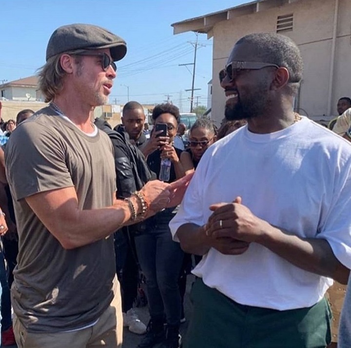 Angelina Jolie Minta Brad Pitt Jauhi Kanye West dan Keluarga KardashianAngelina Jolie Minta Brad Pitt Jauhi Kanye West dan Keluarga KardashianAngelina Jolie Minta Brad Pitt Jauhi Kanye West dan Keluarga Kardashian