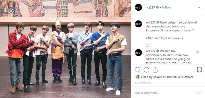 NCT 127 Posting Foto Usai Belajar Tari Saman, Johnny Jadi Sorotan