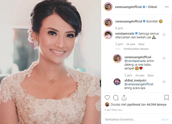 Vanessa Angel Pakai Kebaya Putih Diduga Mau Lamaran