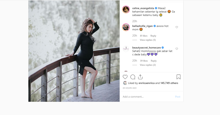 Celine Evangelista Bumil Cantik Pose Super Seksi