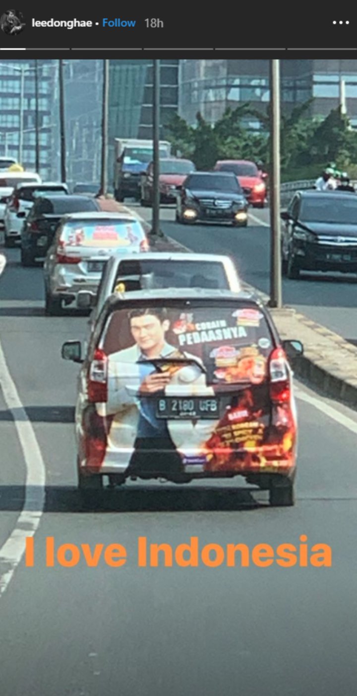 Kocaknya reaksi Lee Donghae Lihat iklan Siwon di pada mobil