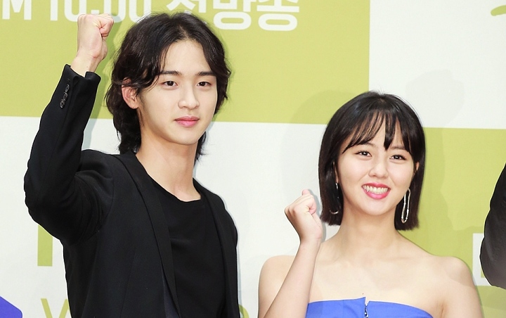 Kocaknya Kim So Hyun Pegang Bagian Intim Jang Dong Yoon Di The