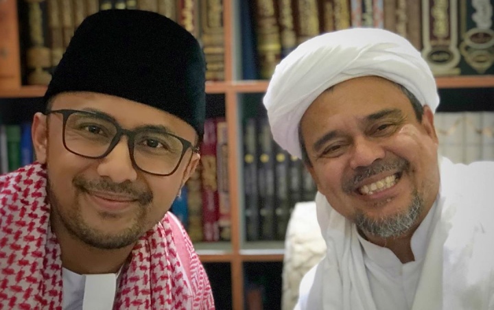 Hengky Kurniawan Bertemu Habib Rizieq Saat Umrah, Netter Takut Foto Dihapus Instagram