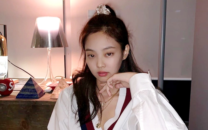 Pose Seksi Jennie BLACKPINK Kenakan Baju Transparan Tuai Komentar Nyinyir