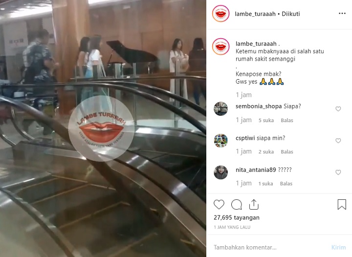 Nia Ramadhani Pincang Pakai Kruk