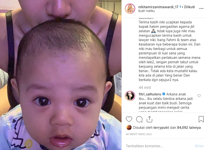Unggahan Nikita Mirzani dan Komentar Fitri Salhuteru