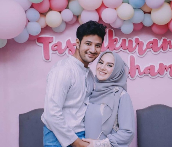 Bahagia Gelar Tasyakuran Kehamilan Irish Bella