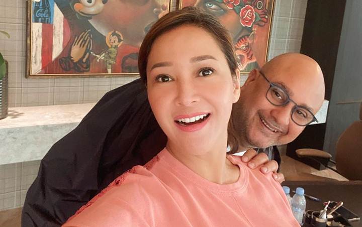 Hempas Masa Lalu, Maia Estianty Pose Ala Prewedding Bareng Suami: Makin Tua Tambah Bahagia