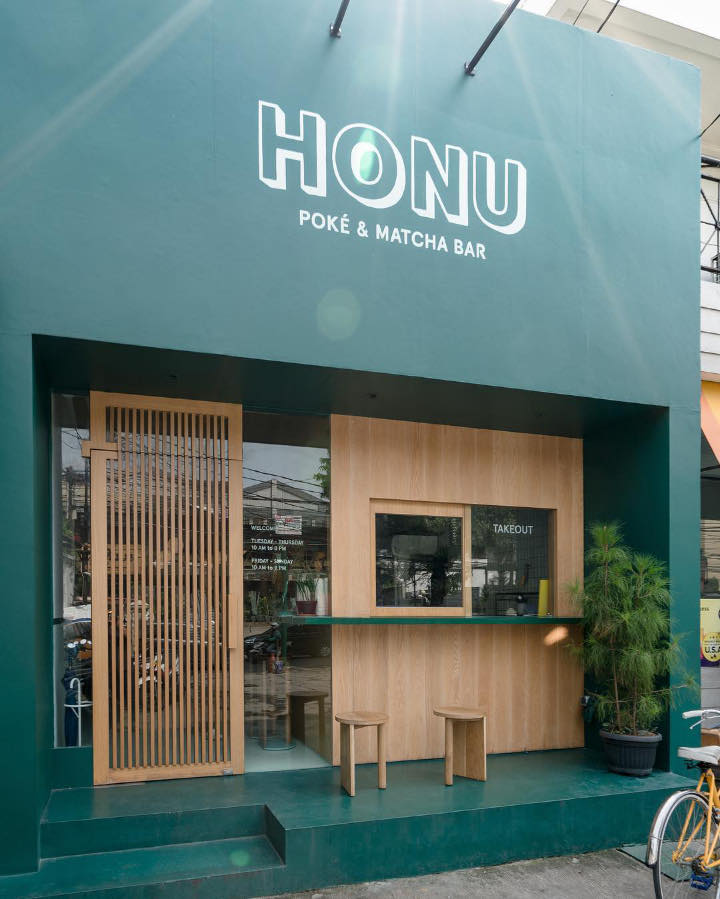 Nikmati Kelezatan Matcha Bersama Hewan Kesayangan Di Honu Cafe