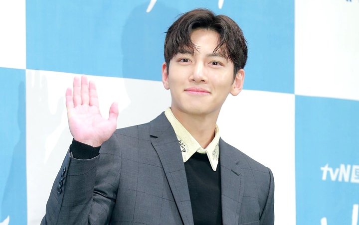 Tulisan Tangan Ji Chang Wook Bikin Melongo Saking Indahnya