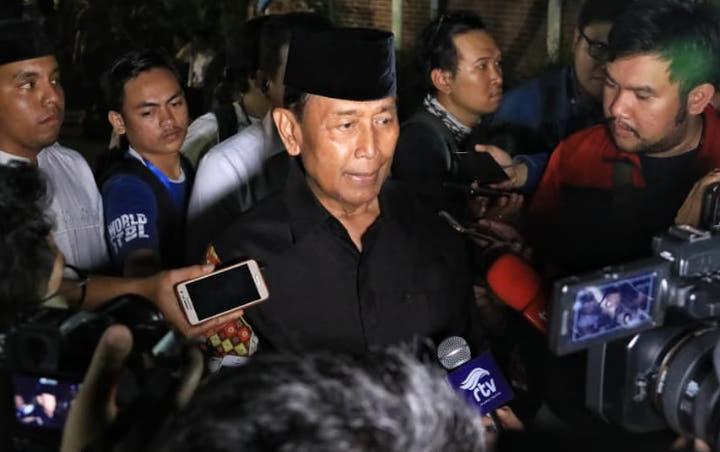 Diserang Orang Tak Dikenal, Anak Buah Sebut Wiranto Ditusuk Pada Bagian Perut