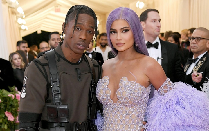 Kylie Jenner dan Travis Scott Balikan Usai Putus Kurang dari Sebulan