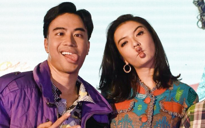 Vidi Aldiano Diam-diam Kagumi Kecantikan Raline Shah Lho!