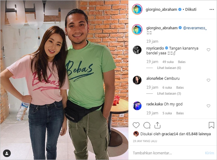 Tangan \'Bandel\' Giorgino Abraham Saat Foto Bareng Kang Sora Ditegur Adik Melaney Ricardo