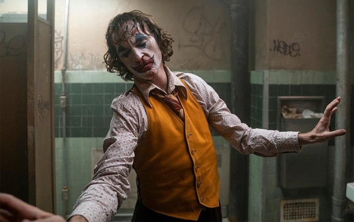 Tarian Ikonik Joker di Kamar Mandi Ternyata Cuma Improvisasi Joaquin Phoenix