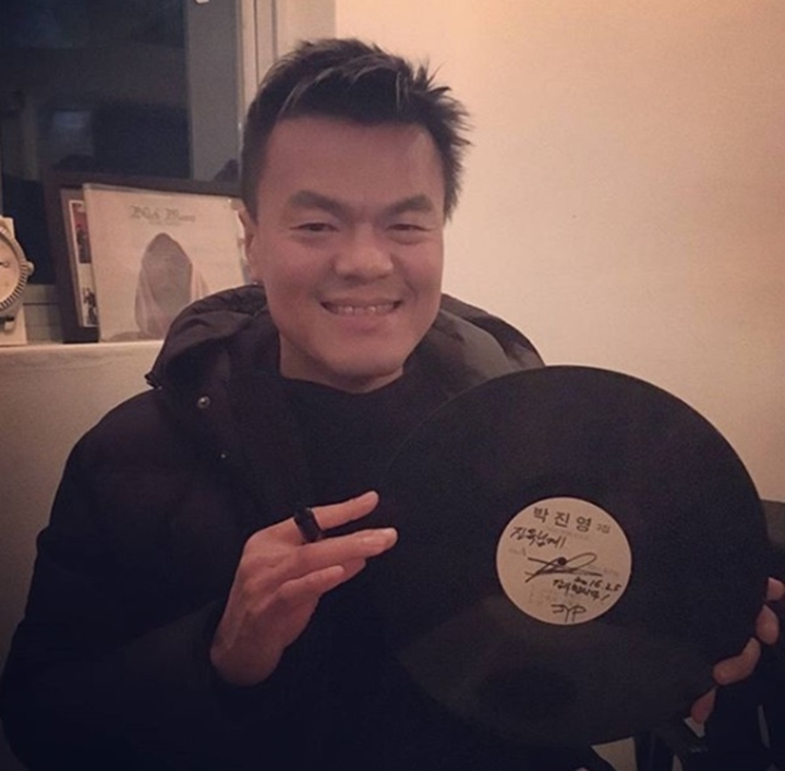 Foto Masa Kecil Park Jin Young Bos JYP Kejutkan Netizen 2