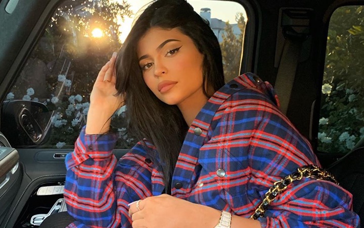 Respons Kocak Kylie Jenner Usai Lagu 'Rise and Shine' yang Dinyanyikannya Viral dan Jadi Meme