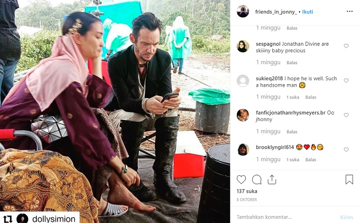 Atiqah Bareng Jonathan Rhys-Meyers