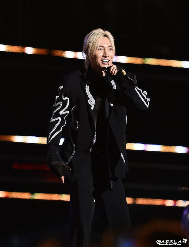 Gaya Rambut Leeteuk Super Junior Tuai Komentar Miring, Netizen Ingatkan Jangan Bully