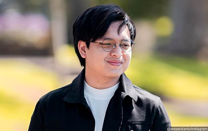 arsy widianto ramai jadi bahan perbincangan di akun gosip arsy widianto ramai jadi bahan perbincangan di akun gosip