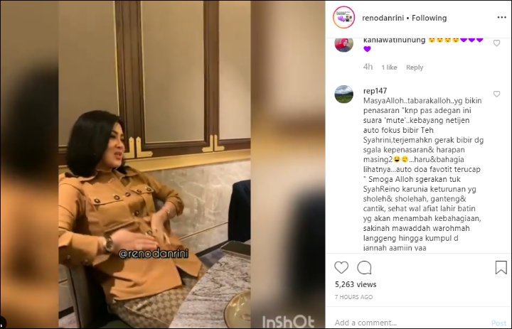 Syahrini Elus Perut