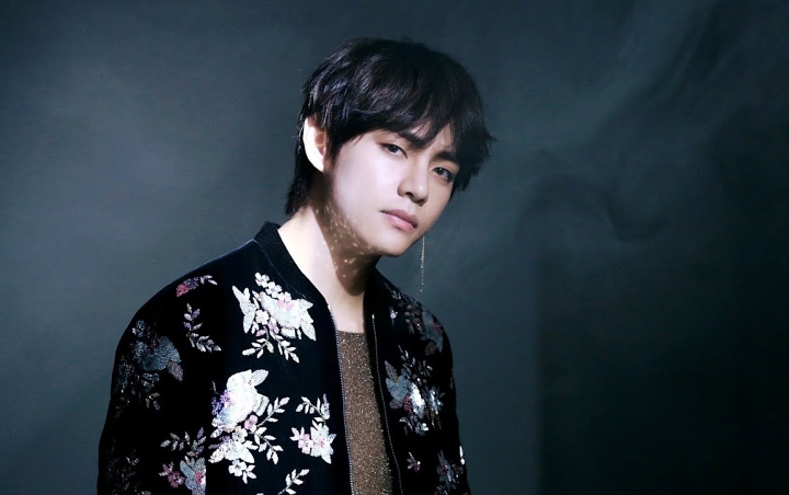 Penampilan Solo V Singularity Dipilih Jadi Puncak Konser Final BTS Oleh KBS Entertainment Weekly Penampilan Solo V Singularity Dipilih Jadi Puncak Konser Final BTS Oleh KBS Entertainment Weekly