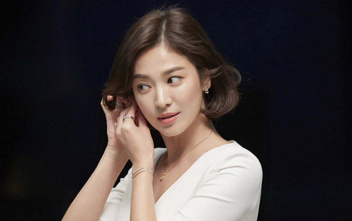 Song Hye Kyo Foto Bareng Keponakan, Wajah Menawan Alami Tuai Kebanggaan Selangit Song Hye Kyo Foto Bareng Keponakan, Wajah Menawan Alami Tuai Kebanggaan Selangit