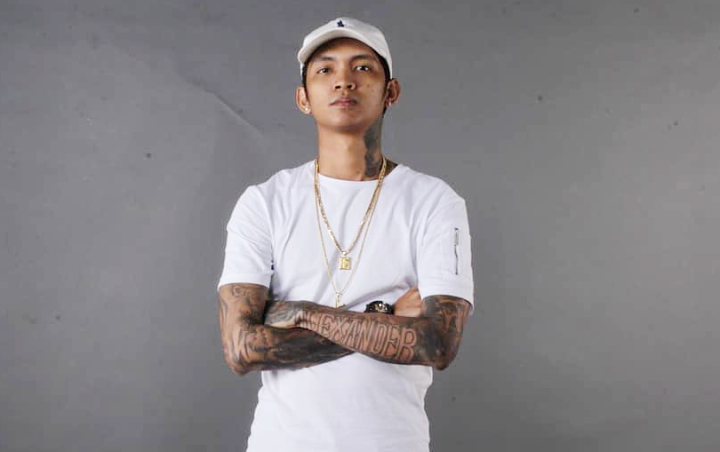 Blak-blakan Ngaku Istri Hamil Di Luar Nikah, Young Lex Justru Ingin Tambah Momongan