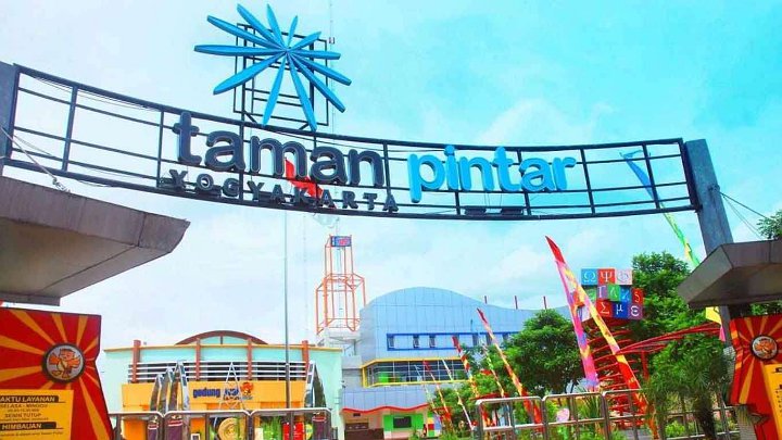 Bertamasya Sambil Belajar di Taman Pintar Yogyakarta 