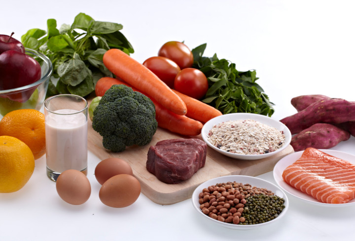 Konsumsi Makanan 4 Sehat 5 Sempurna untuk Menjaga Kesehatan di Musim Pancaroba