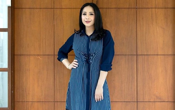  Harga Baju 'Kurang Bahan' Nagita Slavina Nggak Mahal Tapi Bikin Geregetan Karena Ini