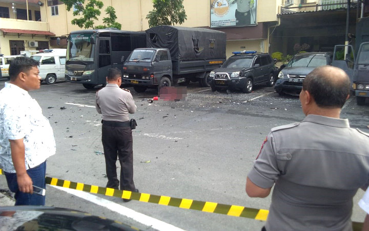 Polisi dan Densus 88 Lakukan Olah TKP Ledakan Bom di Polrestabes Medan