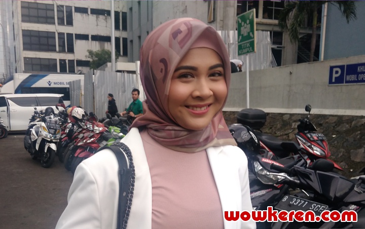  Cerita Kesha Ratuliu Berhijab Dibully Cuma Kedok Sampai Rencana Nikah Terganjal Skripsi