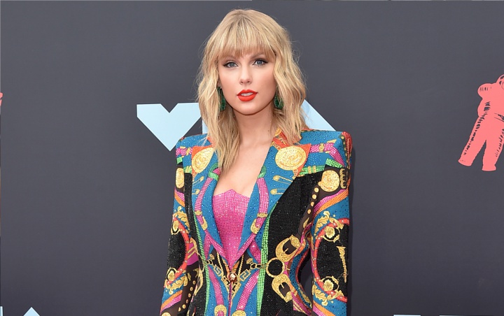 Taylor Swift Dilarang Nyanyikan Lagu Lamanya di AMAs 2019, Tagar #IStandWithTaylor Jadi Trending