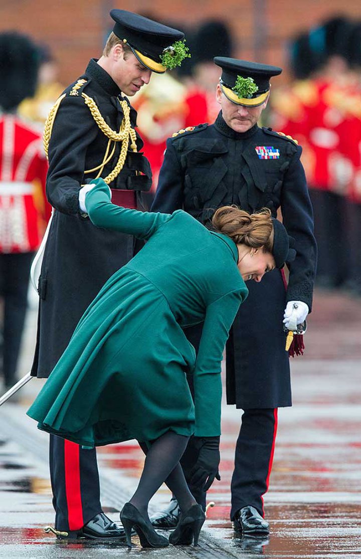 Sikap Pangeran William Saat Kate Middleton Terpeleset Jadi SorotanSikap Pangeran William Saat Kate Middleton Terpeleset Jadi Sorotan