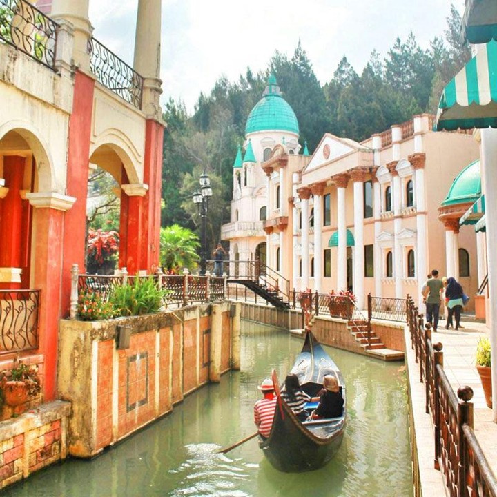 Nikmati Suasana Eropa di Indonesia dengan Mendatangi Little Venice Kota Bunga, Bogor