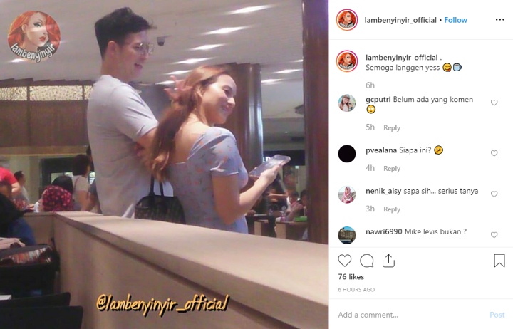 Foto candid Mike dan Janisaa