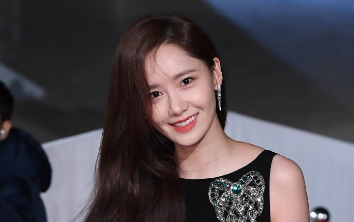 Blue Dragon Film Awards 2019: Gaya Seksi Yoona Umbar Punggung Mulus Tuai Pujian Selangit