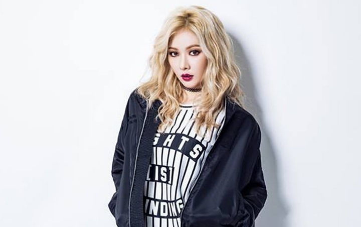 Bukan Buka-Bukaan, Pakaian Sehari-Hari HyunA Punya Kesamaan Ini Bukan Buka-Bukaan, Pakaian Sehari-Hari HyunA Punya Kesamaan Ini