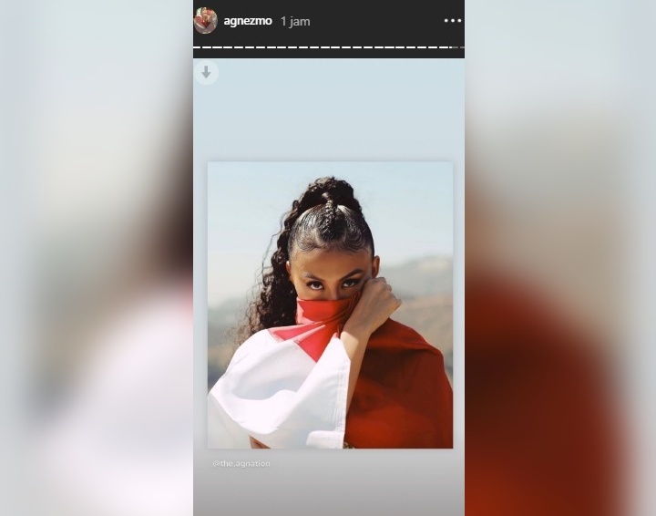 Agnez Mo dan Bendera Merah Putih