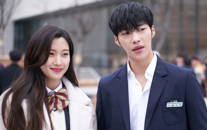 Woo Do Hwan dan Moon Ga Young Kembali Digosipkan Pacaran