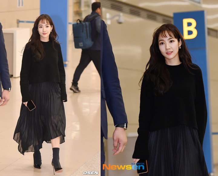 Park Min Young Bikin Gemas Usung Gaya Unik Saat Pulang dari Vietnam